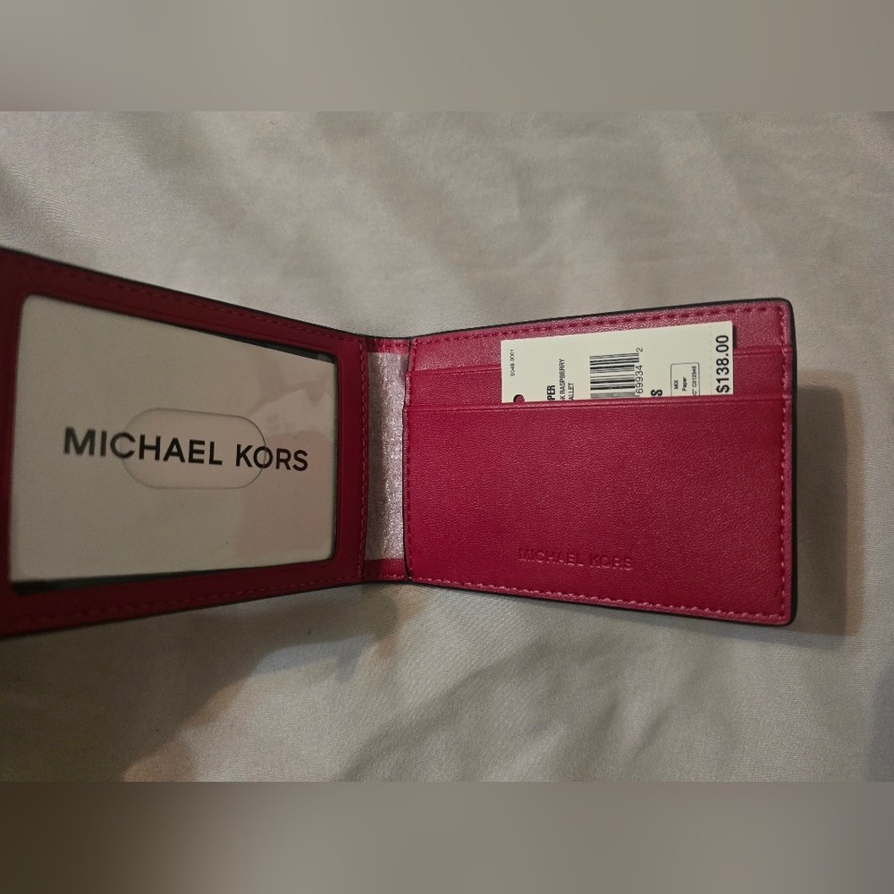 NWT Michael Kors Cooper Compact ID Wallet Card Holder Leather Dark Raspberry - Picture 4 of 10